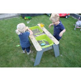 EXIT Aksent sand and water table